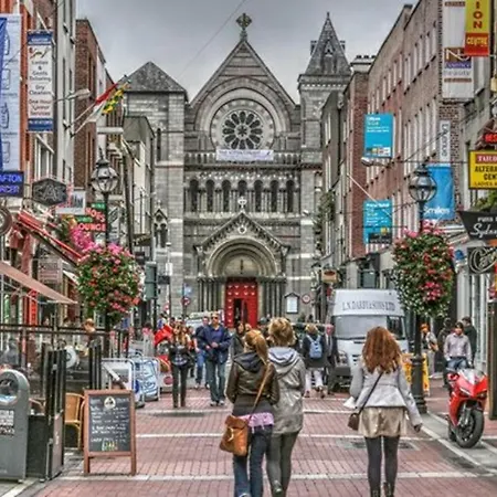 1 Bedroom In Historic Clontarf Dublin