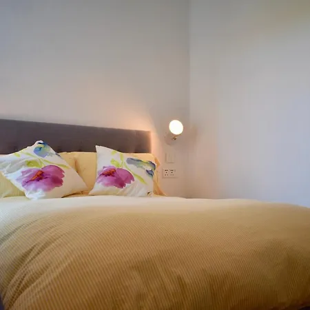 Apartment 1 Bedroom In Historic Clontarf